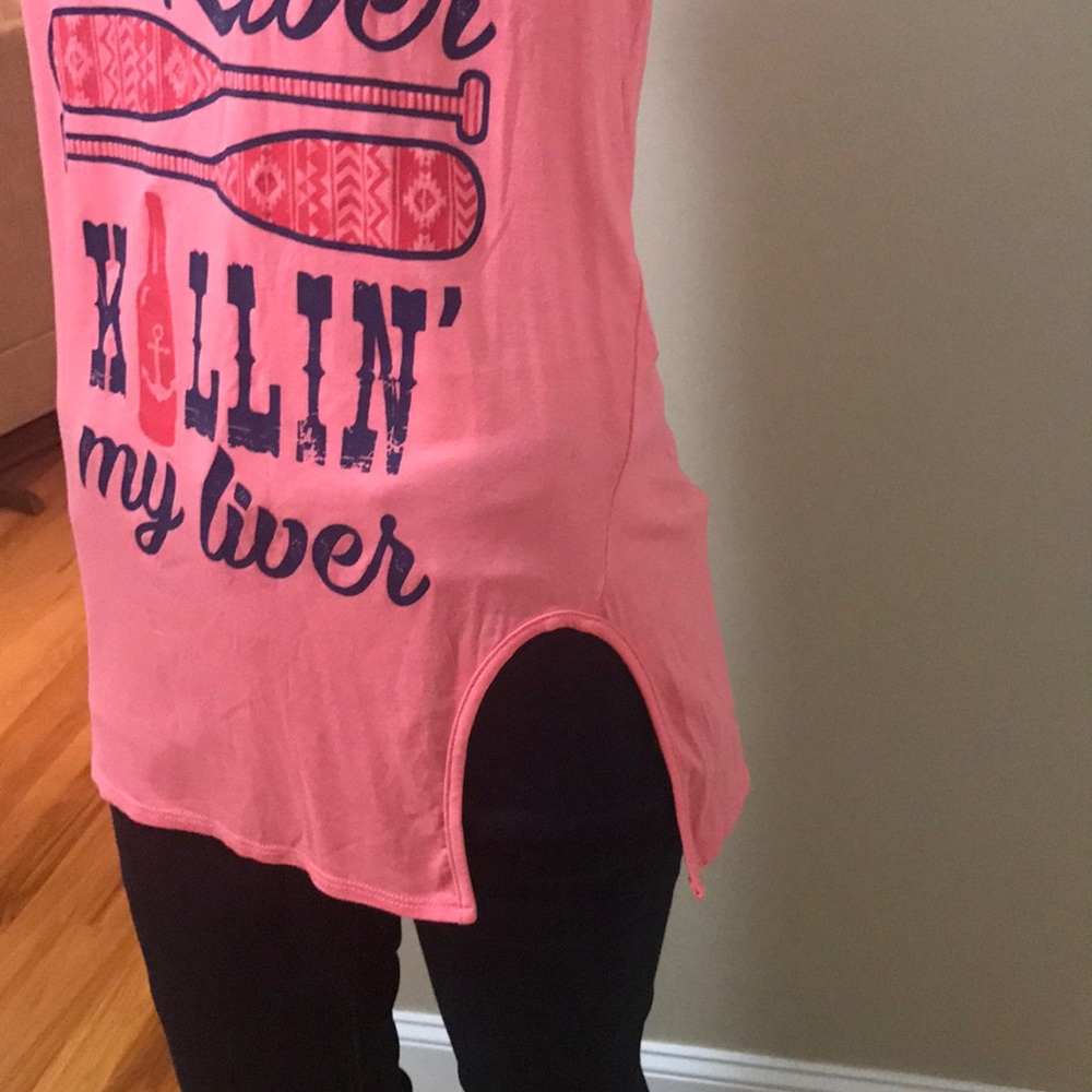 NWOT Pink Flowy Tank Top with Graphic Size M - Picture 4 of 7